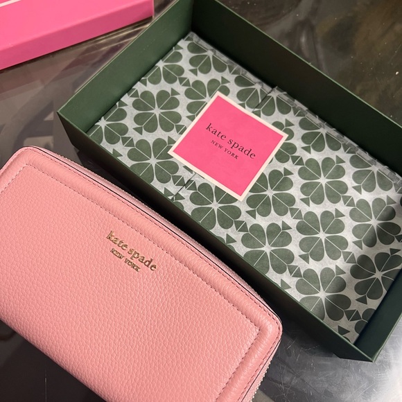 Kate Spade Blush Pink Wallet - Picture 3 of 5
